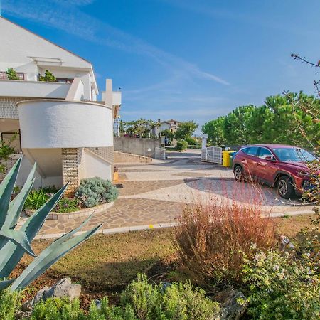 Apartments Grand & Plav In Krk 크르크 외부 사진
